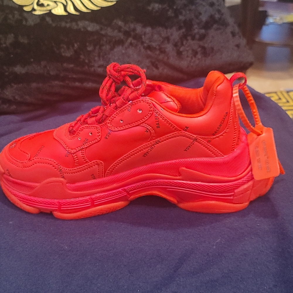 Balenciaga Sneakers size 10